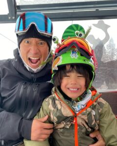 Elizabeth Chai Vasarhelyi Instagram - Happy Holidays friends. Crazy times but hopefully also some time where we can all share special moments with our closest. Parents / everyone really if you need a movie to watch with kids or friends or family consider @therescuefilm available on @disneyplus it’s rated PG and a much needed reminder of the good we are capable of and what connects us opposed to what separates. Happy holidays all be safe and well. Love, chai Jackson, Wyoming