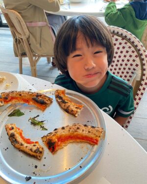 Elizabeth Chai Vasarhelyi Instagram - Welcome to the hood @robertaspizza #montauk Carlo is one of those friends whom I’ve known through many lifetimes it was amazing to fete the coolest or should I say hottest chef around - #carlomirarchi opening night in Montauk! (And intro him to @jimmychin and M&J) We enjoyed the clam pizza and more pizzas, squid, endive salad, The Uni (a la a buckwheat crepe) and of course the epic soft serve… the vibe is chill and fun but come for the food - it’s delicious. Congratulations Carlo.