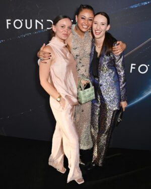 Ella-Rae Smith Instagram - @appletv Foundation Season 2 premiere 🪐
No words can express my gratitude to the dream team…
Styled by @justinplz (wearing @azziandosta @jimmychoo & @anabelachan) 
Makeup by @emilywoodmakeup 
Hair by @hairbycarlcampbell 
And of course, thanks as always to my ride or die @lauren._.jenkins at @pinnaclepruk 🫶🏽 & to my wonderful agents at @unitedagents for their endless support 🤍