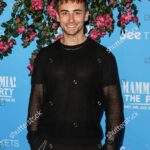 Ella Vaday Instagram - 🎉 An absolute blast at the @mammamiapartyuk gala night! From mouthwatering cuisine to stellar performances, and my mum's dance moves to ABBA – this night had it all! After the couple of years my mum has had it brings me so much joy ❤️💃🍽️🎶 #mammamiathepartyuk #DancingWithMum #ABBAAllNight Pic @shutterstock