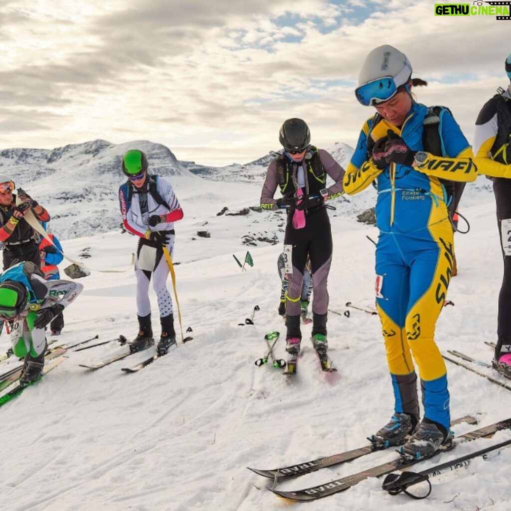 Emelie Forsberg Instagram - Local races at the best ⭐️! A true ski mountaineering course at @kaarvatnfjellutstyr 👏🏼 After a troublesome autumn, I feel super happy to once again had some weeks to feel like I got a good base. 2 local races 2 🥇 ☺️ 📷 @lediard