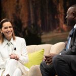Emilia Clarke Instagram - And then she spoke. I had the great privilege and honour of being a key note speaker at @dreamforce being interviewed by the wonderful, kind, thoughtful, impressive man that is Bennet Omalu. We get into brain injury recovery, @sameyouorg, life the universe and how to be pathologically hopeful. It’s quite the journey. Link in my bio to watch!! #thisiswhatbraininjurylookslike #proudaspunch #dreamforce2019 #loveyourbrain #gettingridofstigmaandsilence #❤️ #🙏🏻