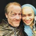 Emilia Clarke Instagram - “YOURE SIMPLY THE BEST, BETTER THAN ALL THE REST, BETTER THAN ANYONE, ANYONE IVE EVER MET......😭” #serjorahforlyfe #thronesthrowsapunchandahalf @hbo @gameofthrones #heartbreakhotel #bestthingiveverseenonscreenEVER