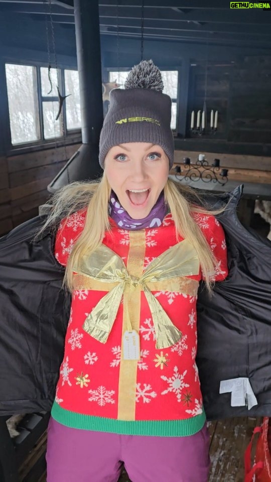 Emma Kimiläinen Instagram - Merry Christmas from 🇫🇮 #christmas #merrychristmas #joulu #hyvääjoulua #Finland #visitfinland #finnishwinter #winterinfinland #winter #winterwonderland