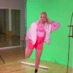 Emma Kimiläinen Instagram - "You get what you order"... as we say here in Finland. 😂 @tanssiitahtienkanssa tänään klo 19:30 @mtv3suomi ja @mtvkatsomo 😅 #90s #90sfashion #dance #mtvttk #ttk #tanssiitähtienkanssa