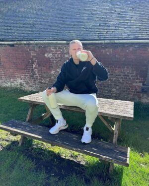 Erling Haaland Instagram - Me and my magic potion 🥛💪🏻