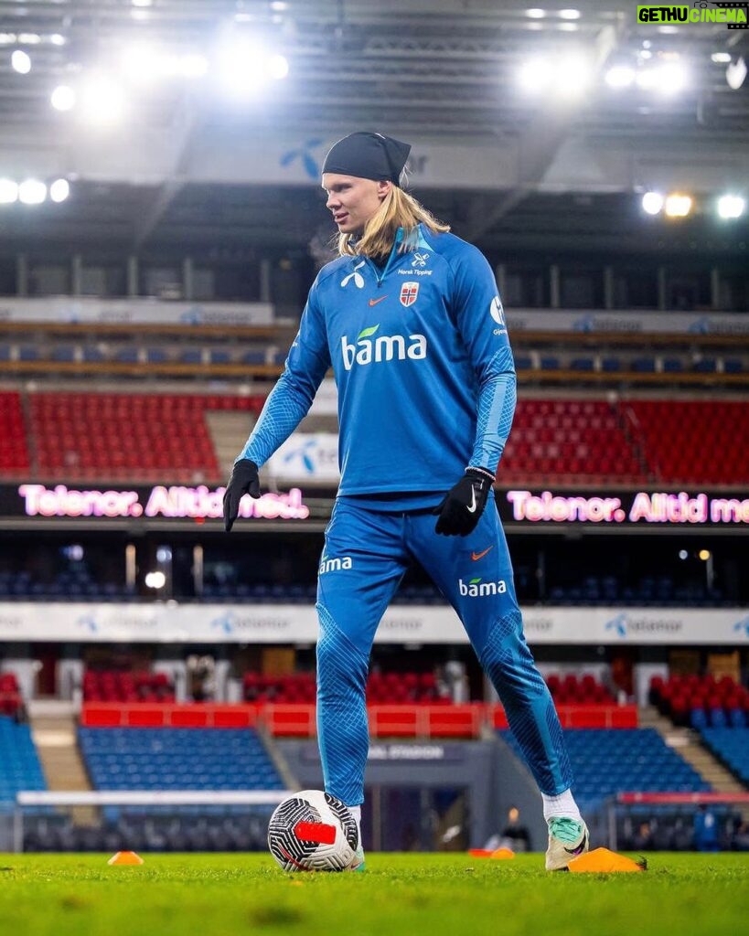 Erling Haaland Instagram - 🥶❄️🇳🇴