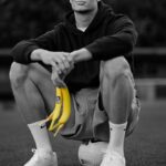 Erling Haaland Instagram - #reklame Powered by Bendit 🍌🔋 Naturlig energi – når du trenger det 💪🏻 #bama #poweredbybendit // Powered by Bendit 🍌🔋 Fuel your body naturally when you need it 💪🏻 #bama #poweredbybendit