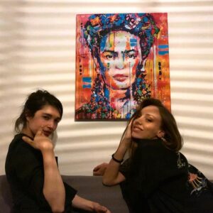Ester Expósito Instagram - decidí sumergirme solo en lo que me fuese a incendiar por dentro y qué bonito cuando llega..ha sido un regalo❤️‍🔥