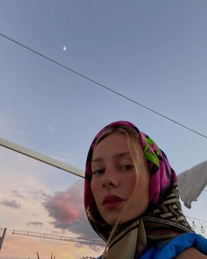 Ester Expósito Instagram - 🌙jiji