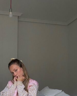 Ester Expósito Instagram - 