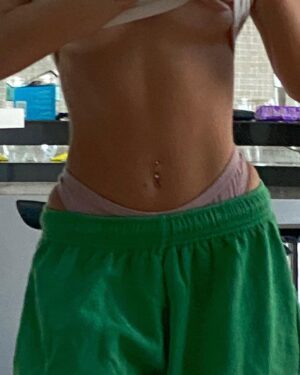 Ester Expósito Instagram - no hay tiempo para dormir🥛