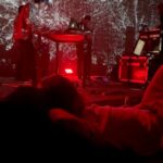 Ester Geislerová Instagram – Noční set up ve @studiohrdinu
Jevištní technici mají své kapely… 
Tak zase za rok! #nocnisetup 
& rande s @martin.h.krupa 🖤📷🫂 Studio Hrdinů