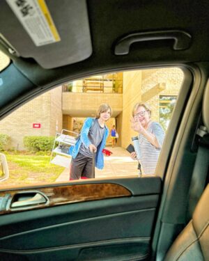 Ethan Thomas Jung Instagram - It’s load the locker day! 📚✂️✏️ #backtoschool #school #8thgrade #middleschool #teen 

#instagood #photooftheday #followme #picoftheday #follow #me #instadaily #instalike #igers #life #amazing #instamood #bestoftheday