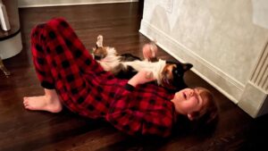 Ethan Thomas Jung Instagram - Love my girl @tallulahjung 

#aboyandhisdog #dog #corgi #welshcorgi #laugh #love #bestoftheday #rofl