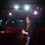 Fabienne Carat Instagram - M-2 les 21 et 22 septembre je vous retrouve au @le_kft pour 2 dates exceptionnelles et 2 RDV uniques !!! #onewomanshow #spectacle #spectaclevivant #live #masterclass #love #new #couples #bienetre LE KFT