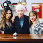 Fabienne Carat Instagram - Fabienne Carat, Jacky Jakubowicz, Dvie - Enregistrement de l'émission "Jacky aux platines" au théâtre Clavel à Paris, présentée par J.Jakubowicz et diffusée sur 20 Minutes TV Extrait @purepeople Théâtre Clavel