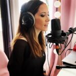Fabienne Carat Instagram - #workinprogress tellement hâte #newsong 🎶 🎧🎵 #chansondefemme #journeeinternationaledesdroitsdesfemmes #journeedelafemme