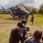 Fabienne Carat Instagram - En attendant le JEUDI 1er FEVRIER sur @tf1 !!! Voici les coulisses de notre périple en hélicoptère … un petit avant goût de ces sublimes paysages… @xavierdeluc @francksemoninofficiel @cecile_grenouillet @abel_ferry_director @mediawan.officiel @tf1 Ile De La Reunion