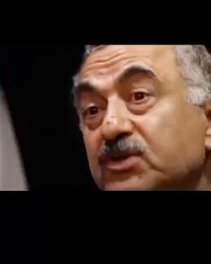Fariborz Arabnia Instagram - ▪️ورق بزنید و گفته‌های ‘سعید لیلاز’، اقتصاددان و استاد دانشگاه شهید بهشتی را بشنوید.

📌 پی‌نوشت: من نه به نگاه، روش، و منش سیاسی ‘سعید لیلاز’ باور دارم و نه به آداب گفتار و واژه‌هایی که به کار می‌گیرد اما چیزهایی که این‌جا می‌گوید حقایقی دردناک و گوشه‌ی کوچکی از تاریک‌خانه‌های اقتصاد و سیاست در میهن ما هستند.