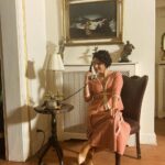 Feride Çetin Instagram - Alo, orada misin? #dilektaşı #onset🎥🎬 styling @cabirgunesen Göktürk, Istanbul, Turkey