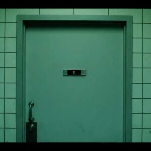 Finn Wolfhard Instagram - uʍop ǝpᴉsdn ǝɥʇ uᴉ llɐ,ʎ ǝǝs
Stranger Things returns in 2022.