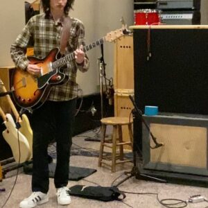Finn Wolfhard Instagram - @theaubreysrphun all mixed and mastered and coming to you soon❤️