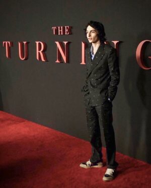 Finn Wolfhard Instagram - @turningmovie in @gucci with my favourite accessory/non-biological sister @thebrooklynnkimberly.  She’s amazing in this and so is #mackenziedavis and @floriasigismondi reallllly did it this time.  We made a super cool and creepy movie this #femalefilmmakerfriday come thruuuuuu thanks @amblin @universalpictures @rhondaspiesstylist and @blondiemua ❤️❤️❤️. And more ❤️❤️❤️ to the perfectly cast @niallgreigfulton @dennathomsen and #barbaramarten the duchess of Powerscourt 👑