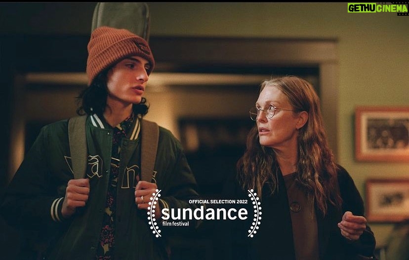 Finn Wolfhard Instagram - When You Finish Saving the World @a24 @juliannemoore @alishaboe @ilovebillybryk @_jackjustice #jaysanders #jesseeisenberg ❤ Sundance Film Festival