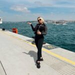 Gülçin Ergül Instagram - Collecting moments, not things… ✌🏻
