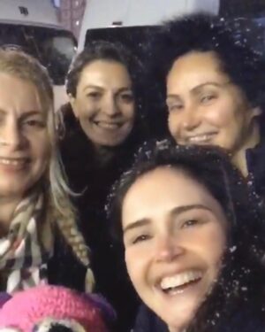 Güzin Alkan Instagram - #karneşesi #istanbul #instagram #mutluluk #set #çekim #kardanadam ☃️🧿🧿🧿🧿🧿💓