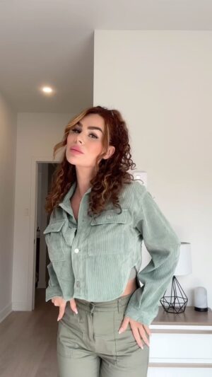 Gabrielle Marion Instagram - Les journées froides commencent 🥶 
#ootd