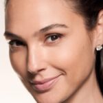 Gal Gadot Instagram - Always got time for T ✨ @tiffanyandco