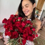 Gal Gadot Instagram - This year we’re spending Valentine’s Day a part which in a funny way makes me appreciate everything we have even more. I love you @jaronvarsano. You’re my one. My only. My everything. Life is too short together. אני אוהבת אותך.ֶ 555 ✋🏼✋🏼✋🏼✋🏼✋🏼