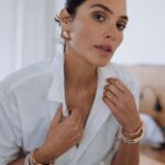 Gal Gadot Instagram – Some things just click… like me and the beautiful Lock Collection by @tiffanyandco #TiffanyLock