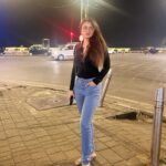 Garima Parihar Instagram - Mumbai's heart beats in its dazzling city lights, a symphony of dreams and aspirations.🌃💖✨ . . . #ootd #photooftheday #instagram #instadaily #instafashion #instamood #love #bestoftheday #tbt Marine Drive Mumbai