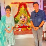 Garima Parihar Instagram - Celebrating with friends, laughter, and the blessings of Lord Ganesha. 🙏🎉 #GaneshChaturthiFestivities" #instaday #instagood #ootd #photooftheday #picoftheday Mumbai, Maharashtra