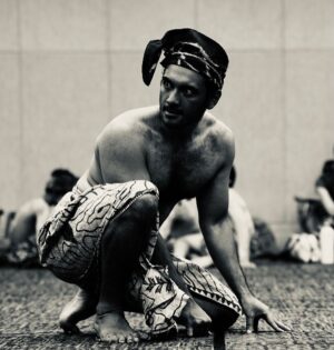 Garin Nugroho Instagram - Selamat tahun Baru para sahabat : peta baru, langkah baru, kebersamaan dan kolaborasi  baru , kreativitas baru , spirit baru, segalanya dari  Nol . Salam semangat baru team cineorchestra “ Samsara “ ( musik Gabber modus operandi - Gamelan Sudirana ) @almostgita @bayu_ario @batarago @dayuaryadayuani @retno_damayanti @vidasylvia @suara88 @julietburnett @raipendet @guspangsua @seorang_puthut @aldoswastia @wy_sudirana @kasimyn @icanharem