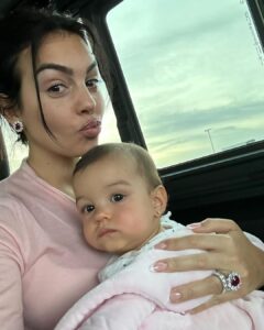 Georgina Rodríguez Instagram - Mi vida 💝