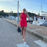 Georgina Rodríguez Instagram - … Y por cada sorbo de aire, cantaré gracias mi Dios ⭐️ Sardinia