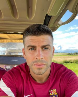Gerard Piqué Instagram - Anarchy.