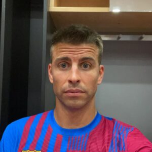 Gerard Piqué Instagram - Stuttgart.