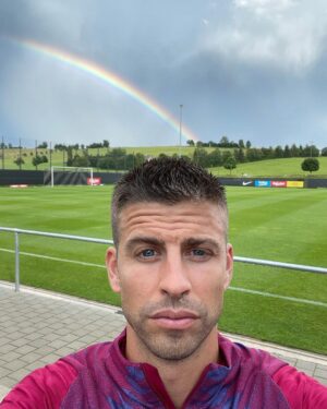 Gerard Piqué Instagram - Colors.