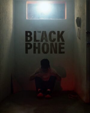 Gerardo Ravelo Instagram - The Black Phone 📞 🪦
Film Stills de mi último video + antes y después de la edición