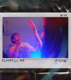 Gerardo Ravelo Instagram - Cruise Remix 🎬
Les comparto algunas fotos del detrás de cámaras + algunos frames del videoclip que grabé junto con @flow_times 

Gracias por actuar y bailar tan increíble en el video!! @nadiaa.gm 

Y gracias a todos los amigos que nos ayudaron y apoyaron 💛