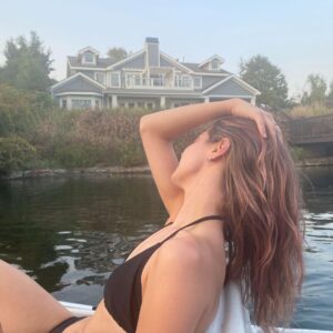 Gia Mantegna Instagram - we listened to yo ho a pirates life for me while on boats and made sushi and the world was good again for the day 🏴‍☠️