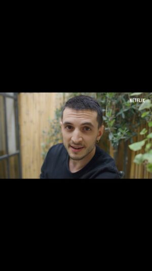 Giacomo Ferrara Instagram - Sul serio, sono aperte le iscrizioni al primo master italiano in Series Development, organizzato dalla @civicaluchinovisconti con il sostegno di Netflix: vai nel profilo di @netflixit per saperne di più 🎥
#adv