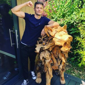 Giles Matthey Instagram - Cmon England!!!!!! 🦁🦁🦁
Already nervous for this evening! I may go live near kick off again
