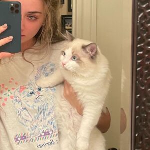 Giorgia Whigham Instagram - ❣️Lieutenants handsome shirt matching debut etc🌵🐱❣️ and a lil tribute to the dogs RIP Boris you beautiful pup I miss you mr. man🐶
