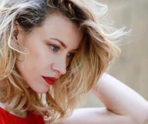 Giorgia Würth Instagram - doveri, doveri, doveri

DOV'ERI?

Ph @azzurraprimaveraphotographer